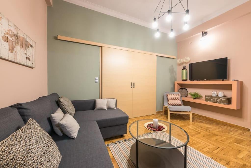 Rest Sleep Repeat By Museum-2 Apartment Атина Екстериор снимка